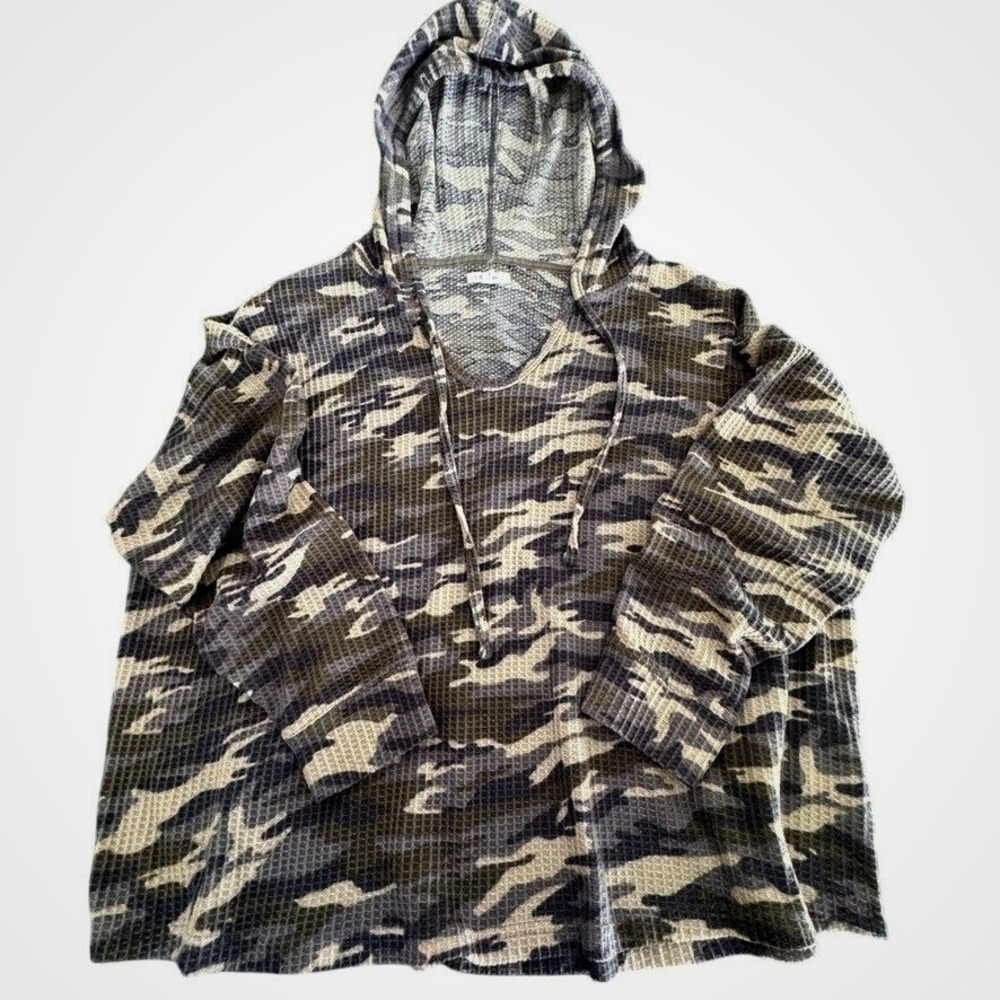 Maurice's‎ Camouflage Hooded Shirt Size 2